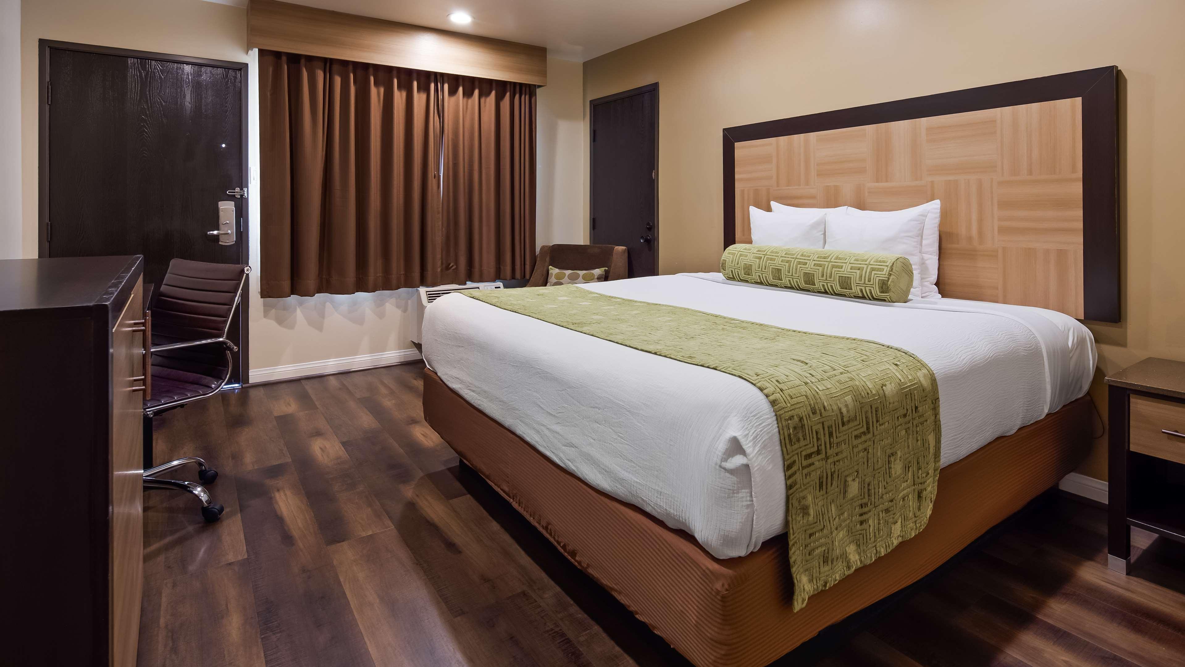 Best Western Plus Glendale Buitenkant foto