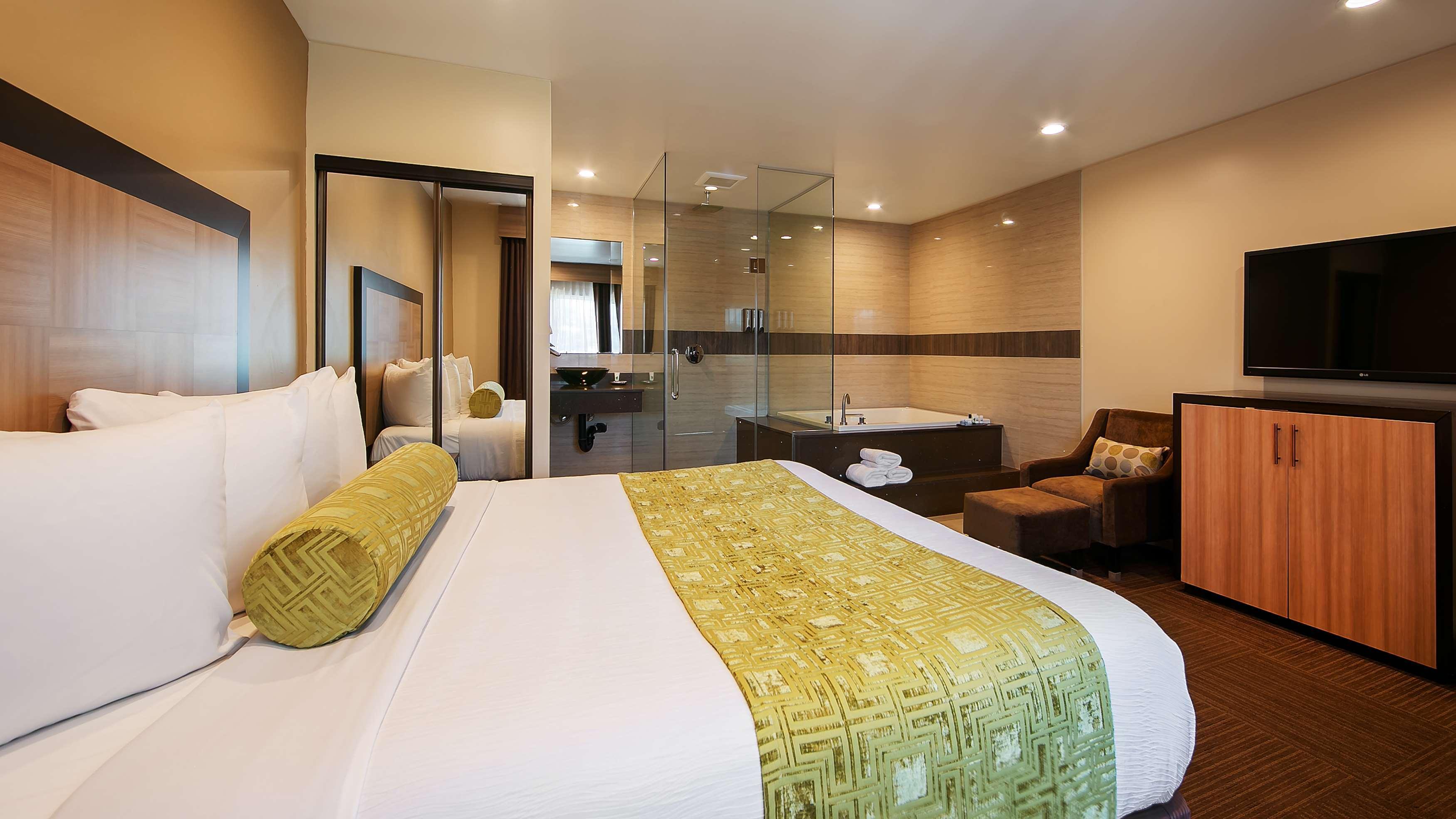 Best Western Plus Glendale Buitenkant foto